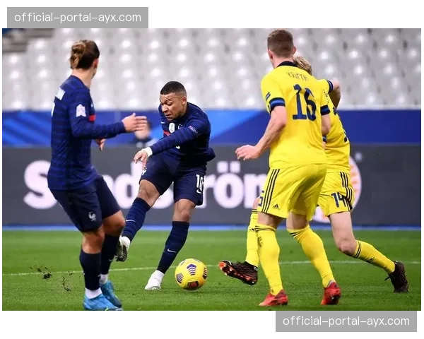 法国职业足球联盟发布公告,确认本赛季剩余比赛将统一使用新版比赛用球传感器 法国职业足球联盟发布公告,确认本赛季剩余比赛将统一使用新版比赛用球传感器