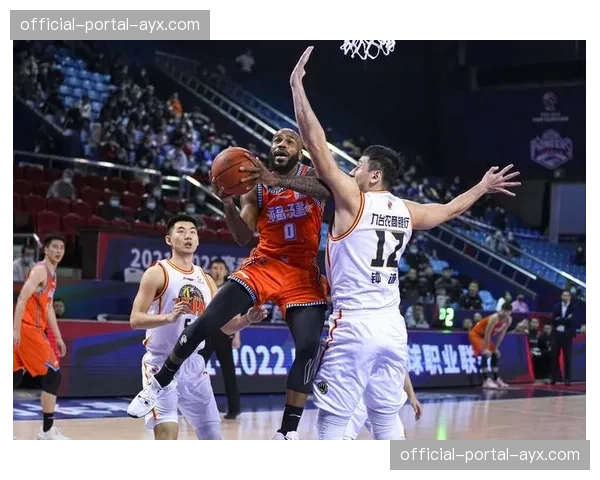 新疆伊力特大胜福建浔兴，成功锁定常规赛第二名